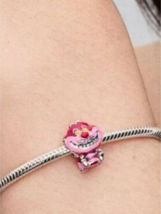 Pandora Disney Alice in Wonderland Cheshire Cat Charm - Picture 2 of 3
